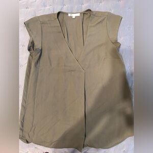 DR2 XS Top Blouse Olive Green